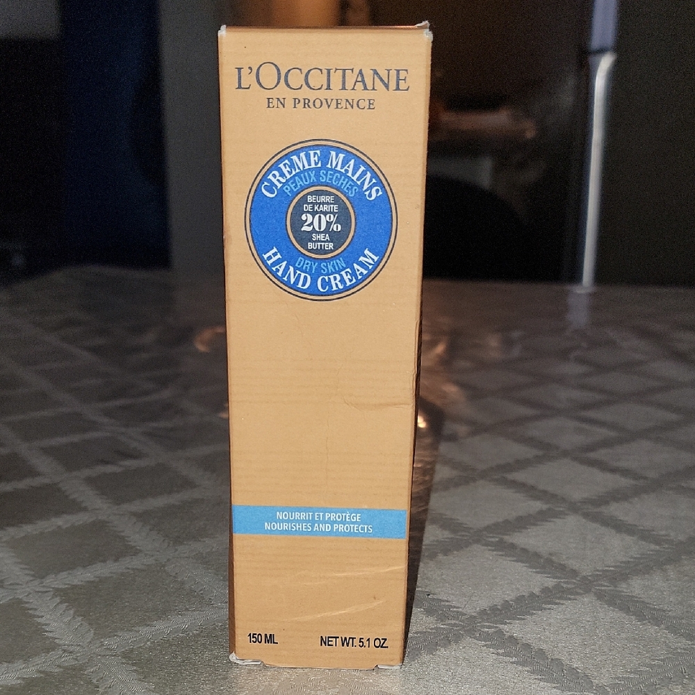 L'Occitane 3 Piece Bundle - Picture 2 of 8